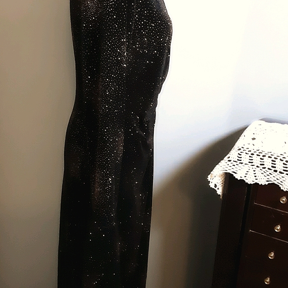 GORGEOUS Evening Dress, Blk Velvet w/Bling, sz 10 - Picture 5 of 7
